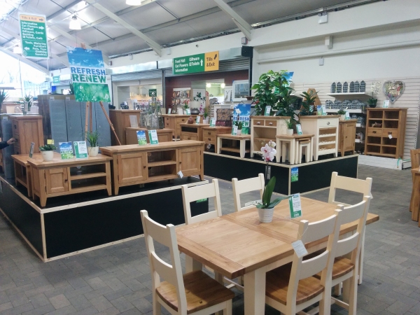 "Refresh, Renew" display at Longacres Garden Centre, Bagshot