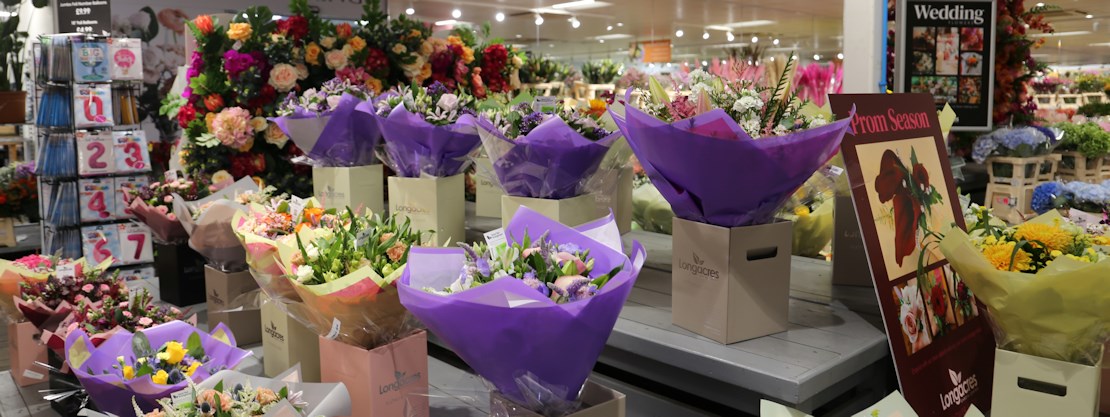 Longacres Bagshot individual hand tied bouquets made in house from seasonal cut flowers