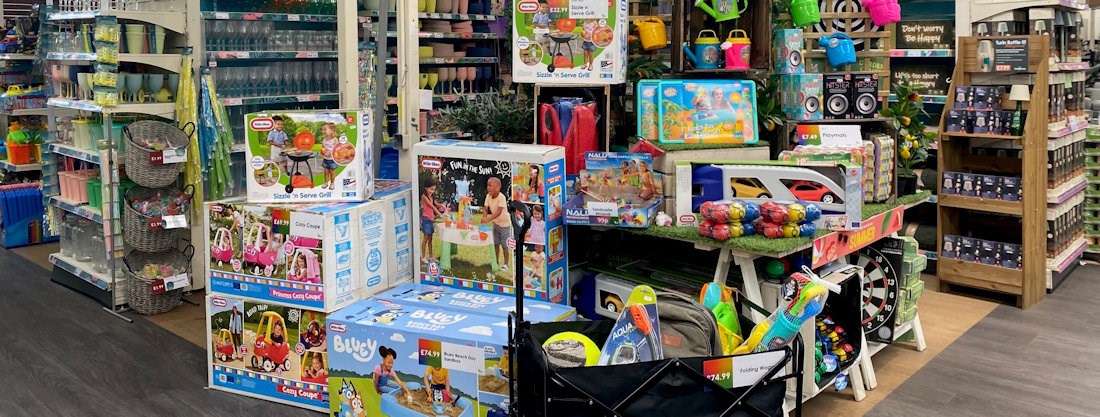 Longacres Bourne Valley outdoor garden kids games department for summer time