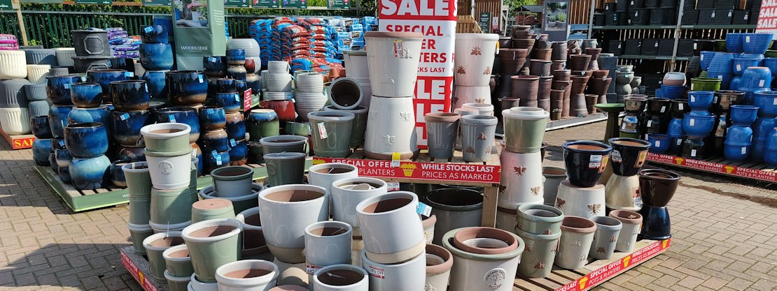 Longacres Shepperton outdoor pot display in a range of sizes and colours