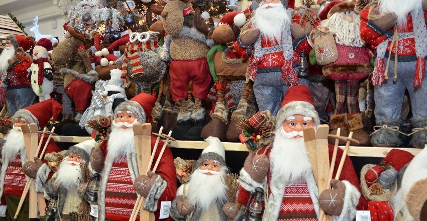 win_christmas_at_longacres_bybrook_barn.JPG