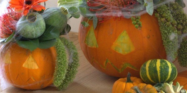 longacres-bagshot-autumn-floristry-workshops-2018.jpg
