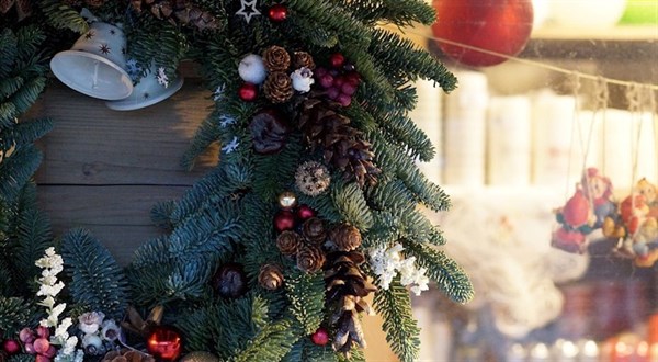 longacres-bagshot-christmas-floristry-workshops-2018.jpg