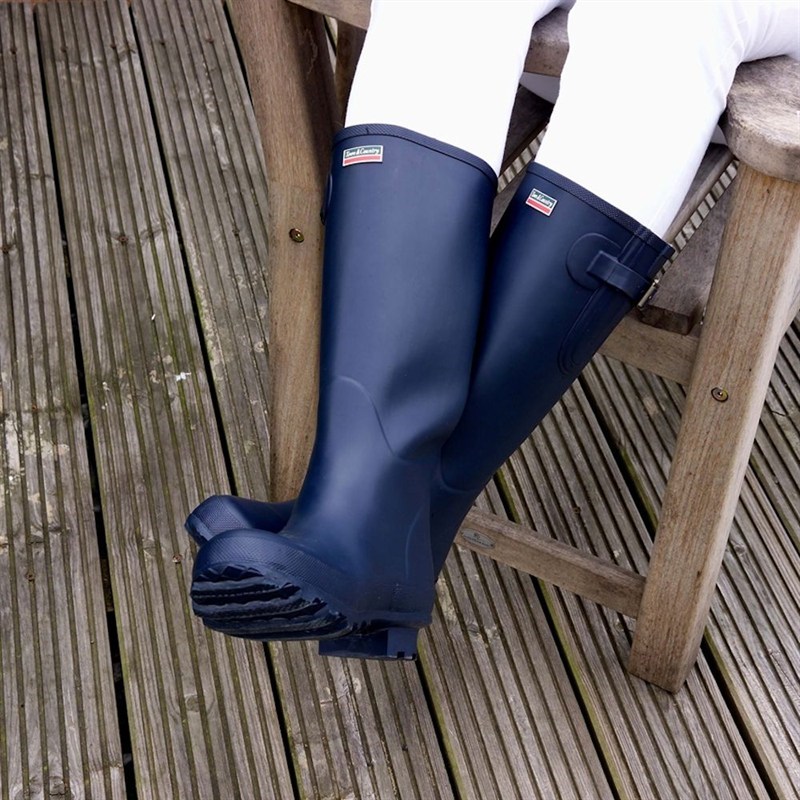 town and country neoprene wellies