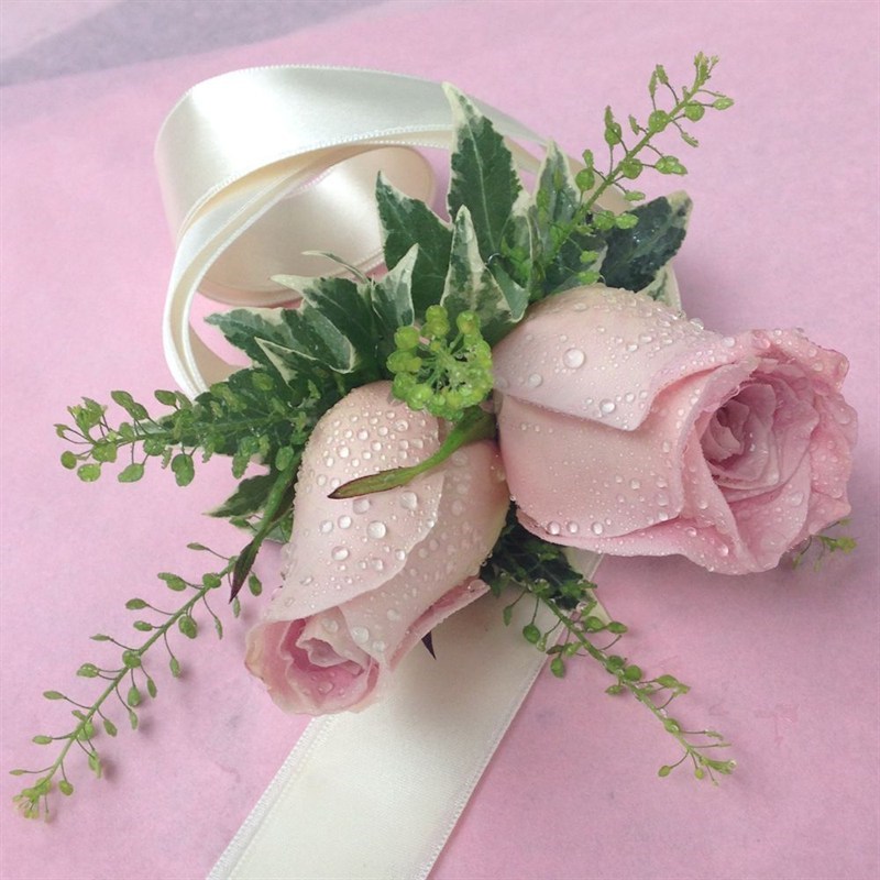 wedding corsages alternative to christmas trees