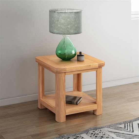 Papaya Chatsworth Oak Interior Furniture Lamp Table With Shelf (110-12)