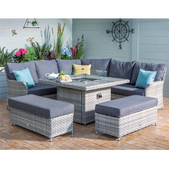 Hartman Heritage Tuscan Grand Square Outdoor Garden Furniture Dining Set with Firepit