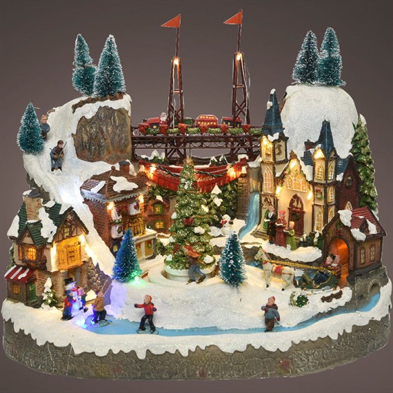 Kaemingk Animated Light Up Festive Winter Christmas Village Scene 39cm (499814)