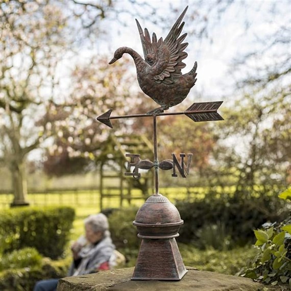 La Hacienda Odette Swan Weathervane Metal Garden Ornament (55694)