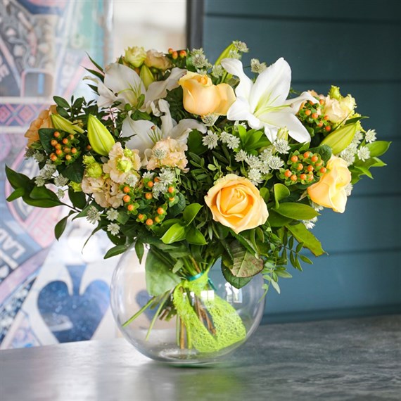 Peach & Cream Hand Tied Bouquet - Luxury