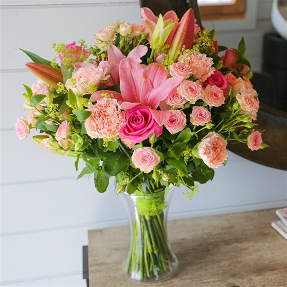 Pink Hand Tied Bouquet - Luxury