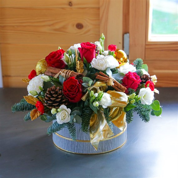 Seasons Greetings Christmas Floral Hat Box Arrangement - Large
