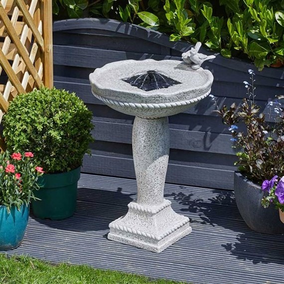 Smart Garden Feathered Friends Solar Water Feature (1170006)