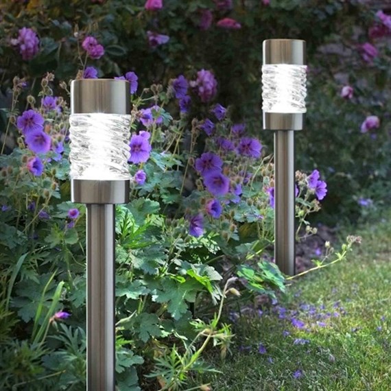 Smart Garden Martello Stainless Steel Stake Light 5L Super Bright Solar Spot Light (1001001)