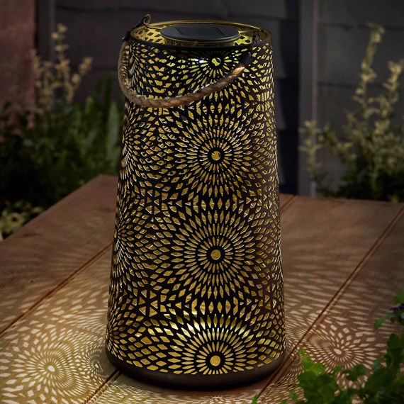 Smart Garden Muscat XL Solar Powered Garden Light Up Lantern (1080211)