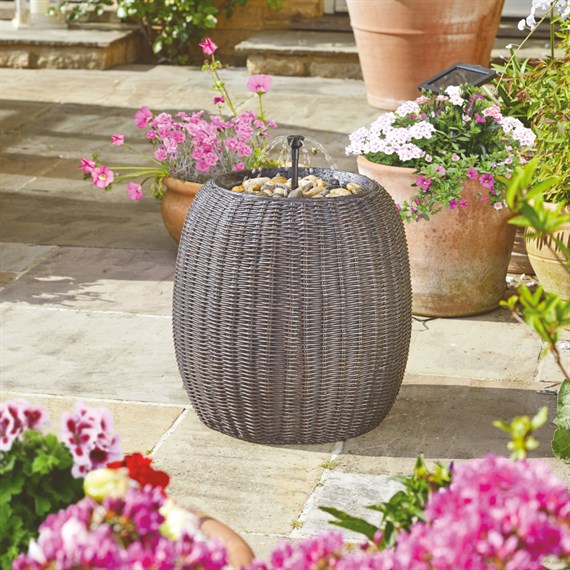 Smart Garden Solar WaterWeave Fountain Water Feature (1170960)