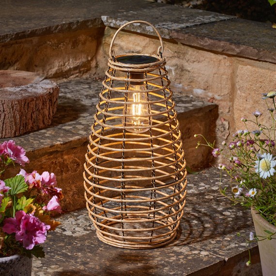 Smart Garden Venus Solar Powered Garden Light Up Lantern (1080174)