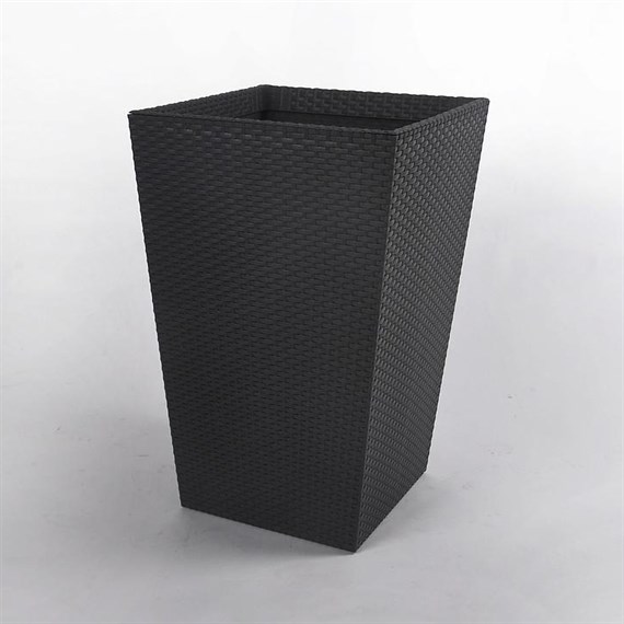 Stewarts Medium Rattan Planter (259106)