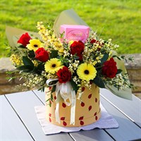 Mother's Day Ladybird and Lindt Chococlate Hatbox Floral Arrangement