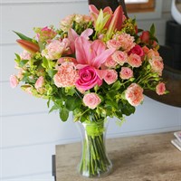 Pink Handtied Bouquet - Luxury