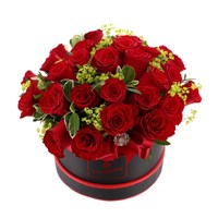 Red Rose Luxury Valentine's Day Hat Box - Medium