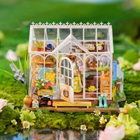Robotime Dreamy Garden Flower House 3D Wooden Puzzle (DG163)