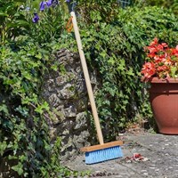Smart Garden Childrens Sweeping Brush (4720010)