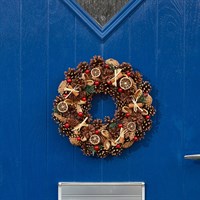 Three Kings Winterspice 36cm Artificial Christmas Wreath (2541013)