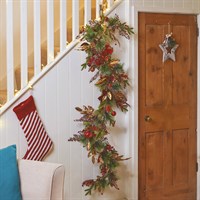 Three Kings 1.8m Ruby Velvet Artificial Christmas Garland (2543108)