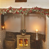 Three Kings 180cm Holly Berry Artificial Christmas Garland (2543101)