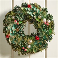 Three Kings 36cm Bauble Pine Christmas Wreath (2541108)