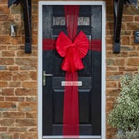 Three Kings 52cm Red Christmas Door Bow (2551300)