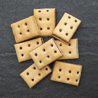 Zoon Biscuit Bakes Salmon Slices 400g Dog Treats (8006058)