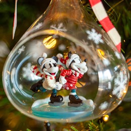Licensed & Collectible Christmas
